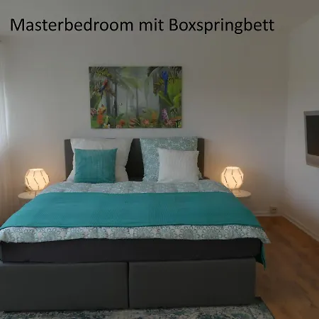 Townflat / Privat Im Eigenen Haus / Kostenlos Parken *