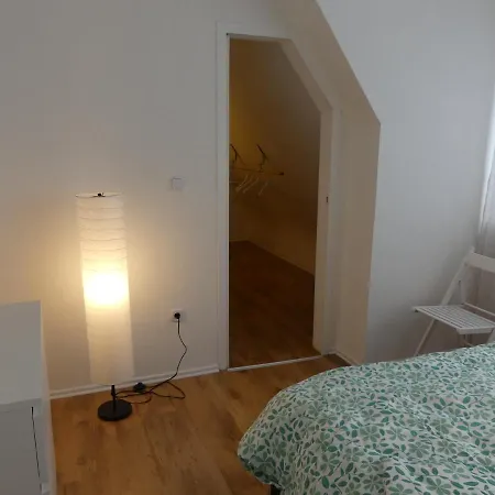 Townflat / Privat Im Eigenen Haus / Kostenlos Parken *